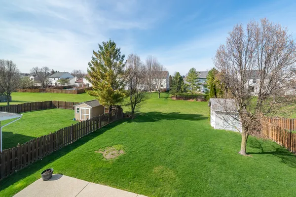 $515,000 | 2575 Barnhart Street, West Chicago, IL 60185