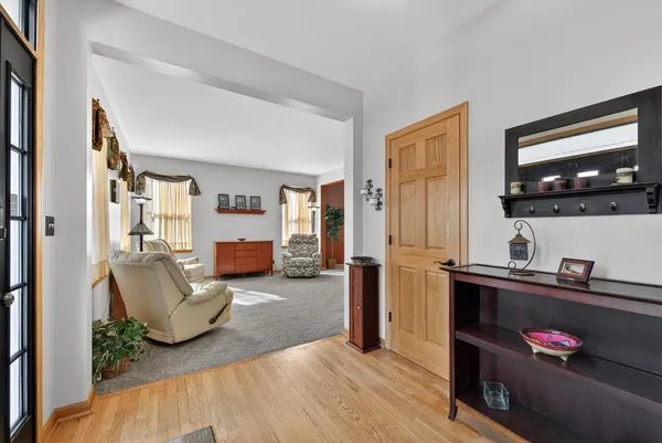 $515,000 | 2575 Barnhart Street, West Chicago, IL 60185