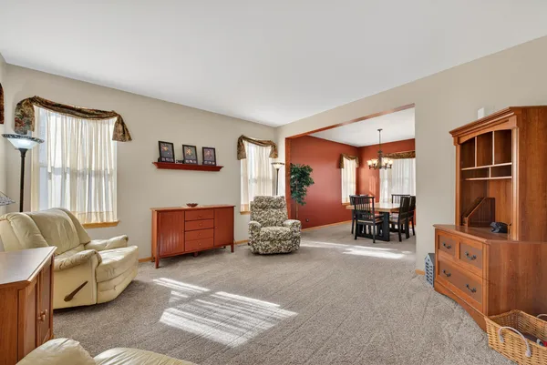 $515,000 | 2575 Barnhart Street, West Chicago, IL 60185