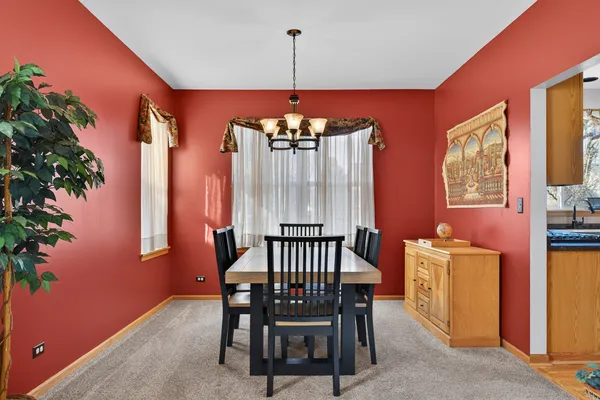 $515,000 | 2575 Barnhart Street, West Chicago, IL 60185