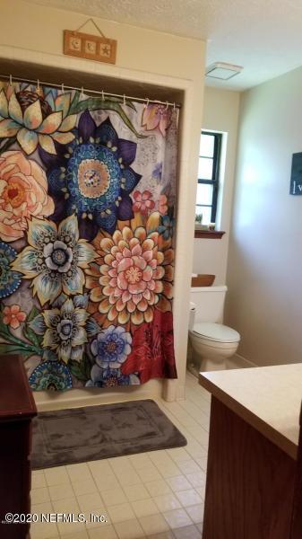 1224 Cox Road Jacksonville, FL 32221 - Photo 8 of 8 guest bath