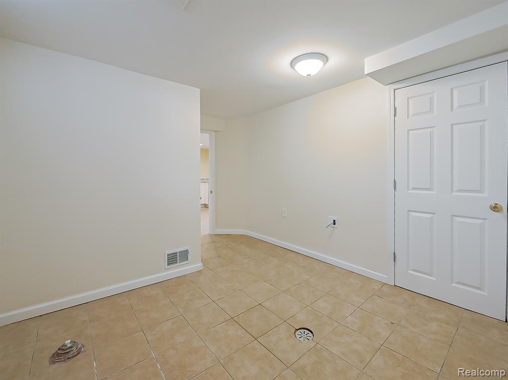 8701 Brookville Road Plymouth, MI 48170 - Photo 27 of 51