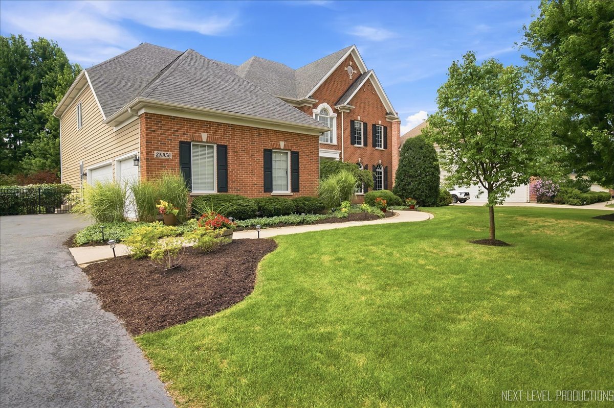 3N956 Walt Whitman Road St. Charles, IL 60175 - Photo 2 of 51 Gallery Image 2