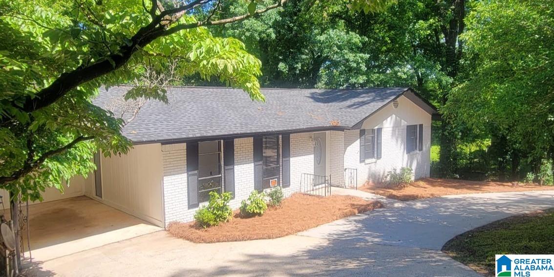 515 Ridge Avenue Bessemer, AL 35020 - Photo 1 of 18