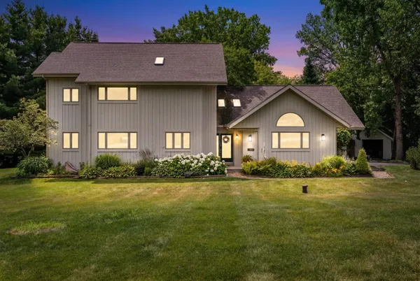 $619,900 | N5020 Summit Drive, Fond du Lac, WI 54937