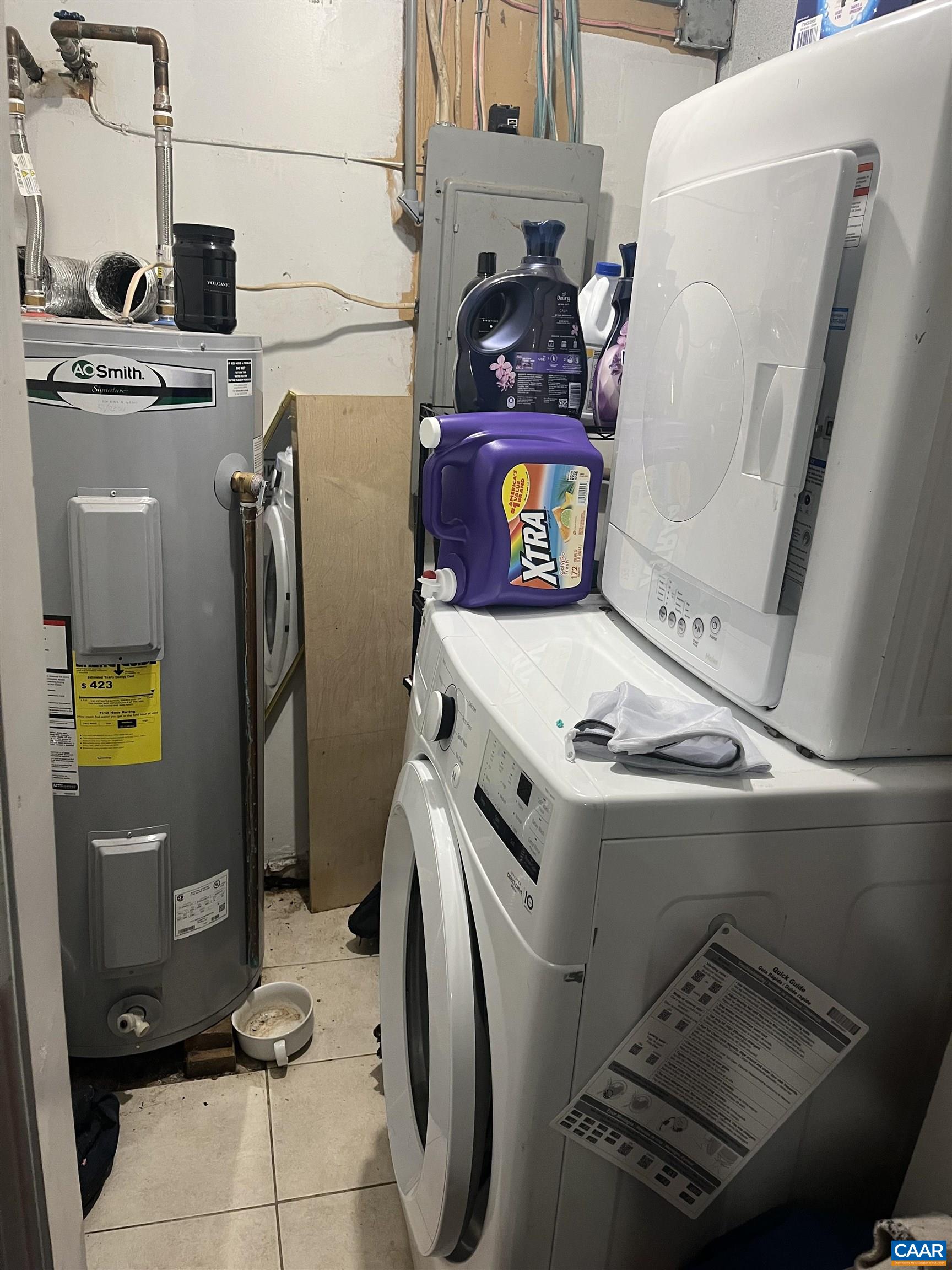 158 Buckingham Circle, Unit A&B Charlottesville, VA 22903 - Photo 22 of 23 a utility room with dryer and washer