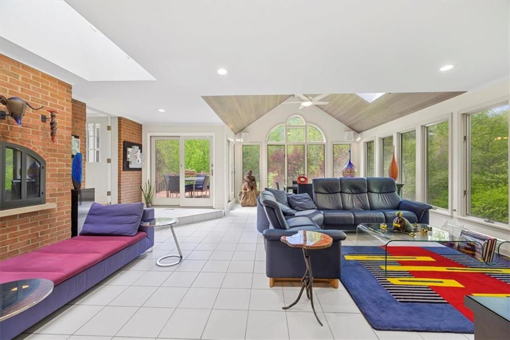 612 Twin Pine Road Pittsburgh, PA 15215 - Photo 26 of 50 Gallery Image 26