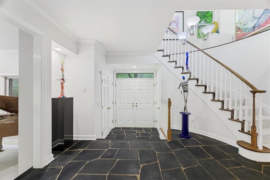 612 Twin Pine Road Pittsburgh, PA 15215 - Photo 7 of 50 Gallery Image 7