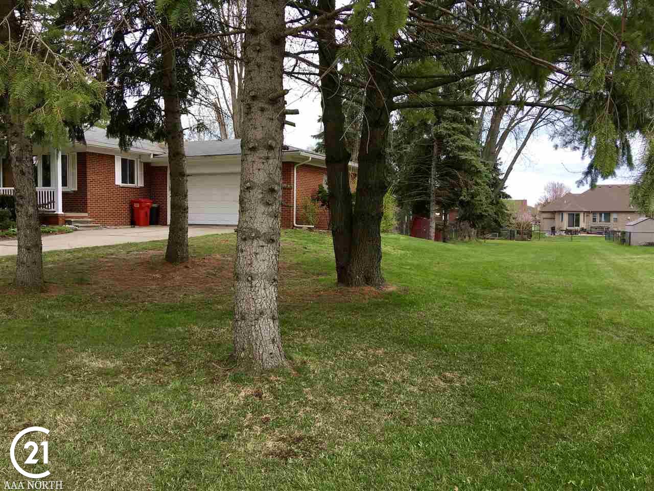 47634 Sugarbush Road Chesterfield, MI 48047 - Photo 10 of 53