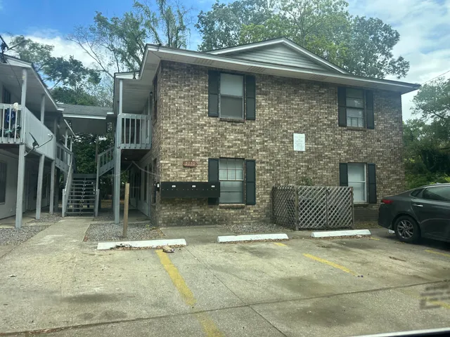 $1,100 | 5632 Dobson Street, Unit B5, North Charleston, SC 29406