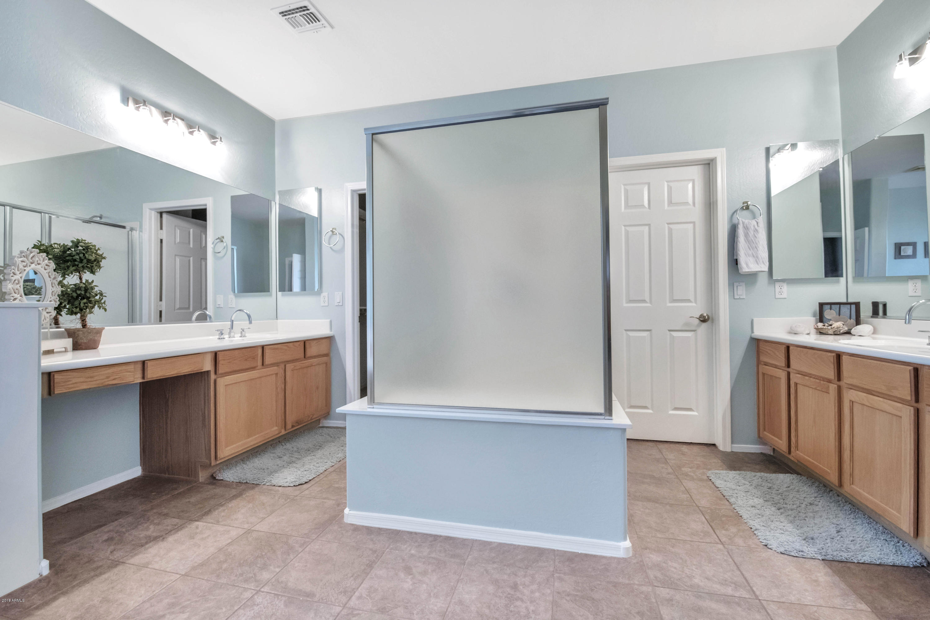 2677 South Racine Court Gilbert, AZ 85295 - Photo 35 of 48 DLB_5761