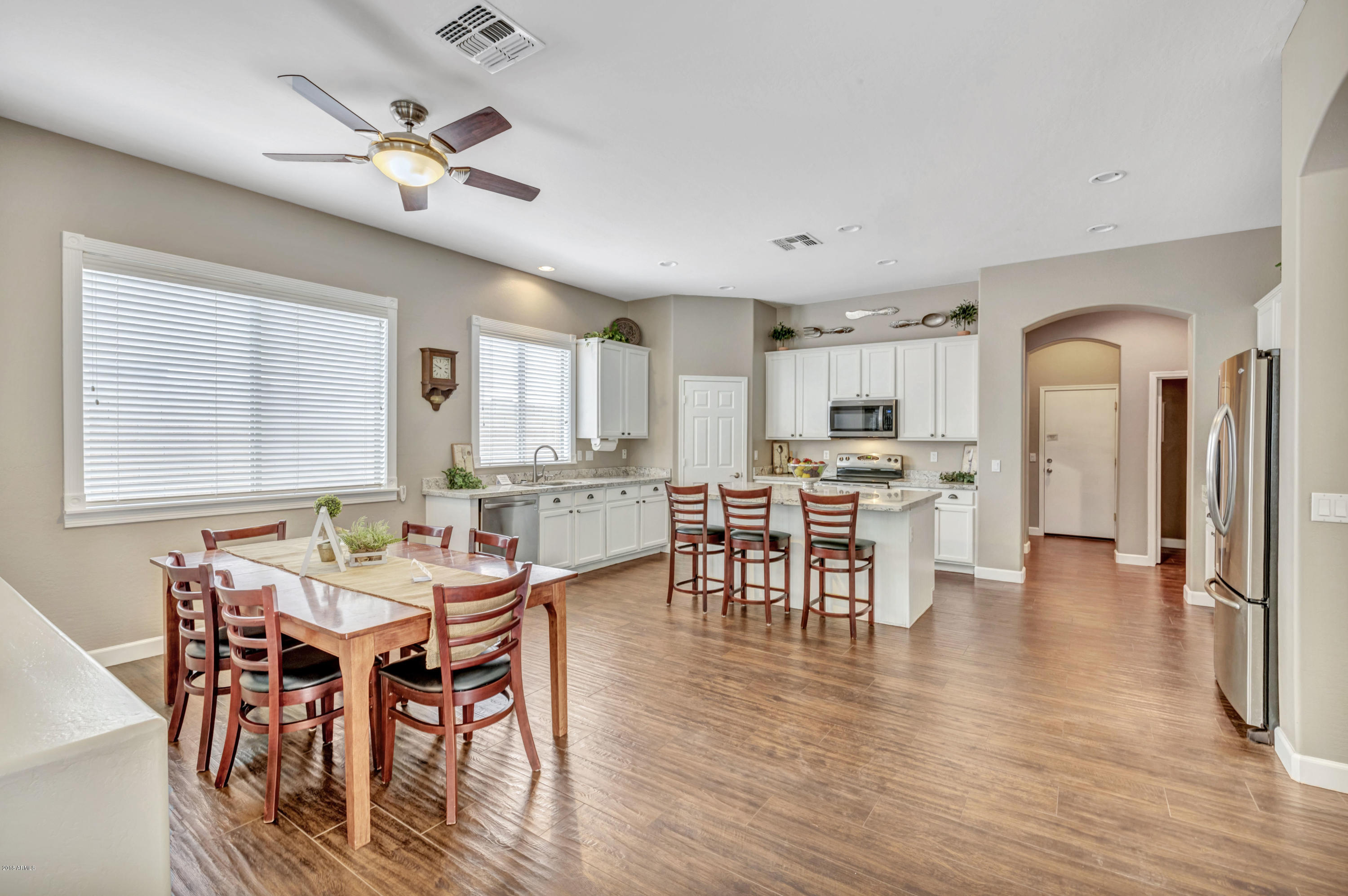 2677 South Racine Court Gilbert, AZ 85295 - Photo 4 of 48 DLB_5788