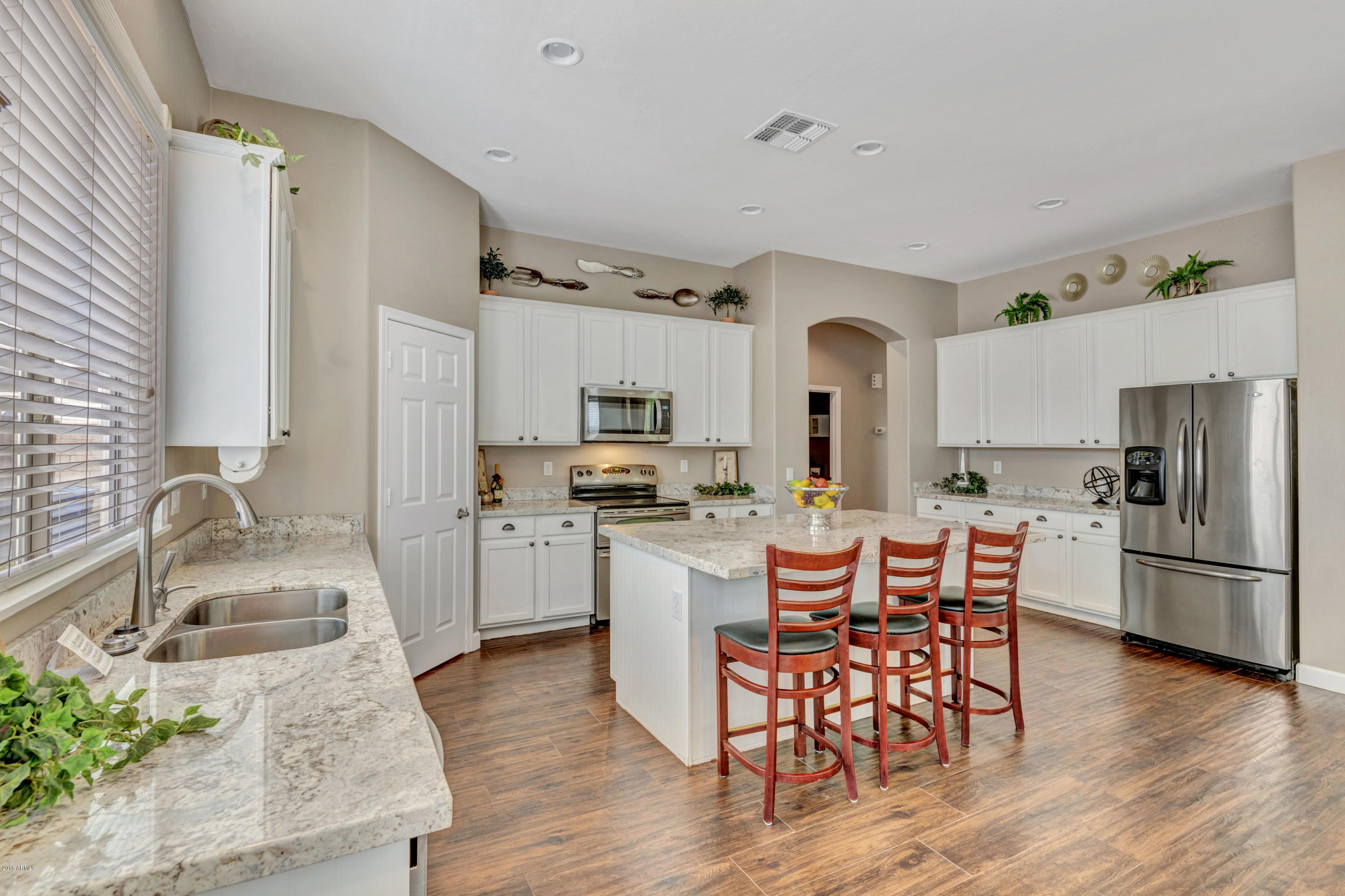 2677 South Racine Court Gilbert, AZ 85295 - Photo 5 of 48 DLB_5815