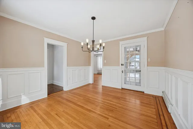 $375,000 | 450 Childs Avenue, Drexel Hill, PA 19026