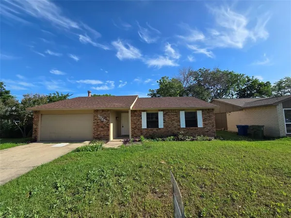 $2,000 | 5329 Strickland Avenue, The Colony, TX 75056
