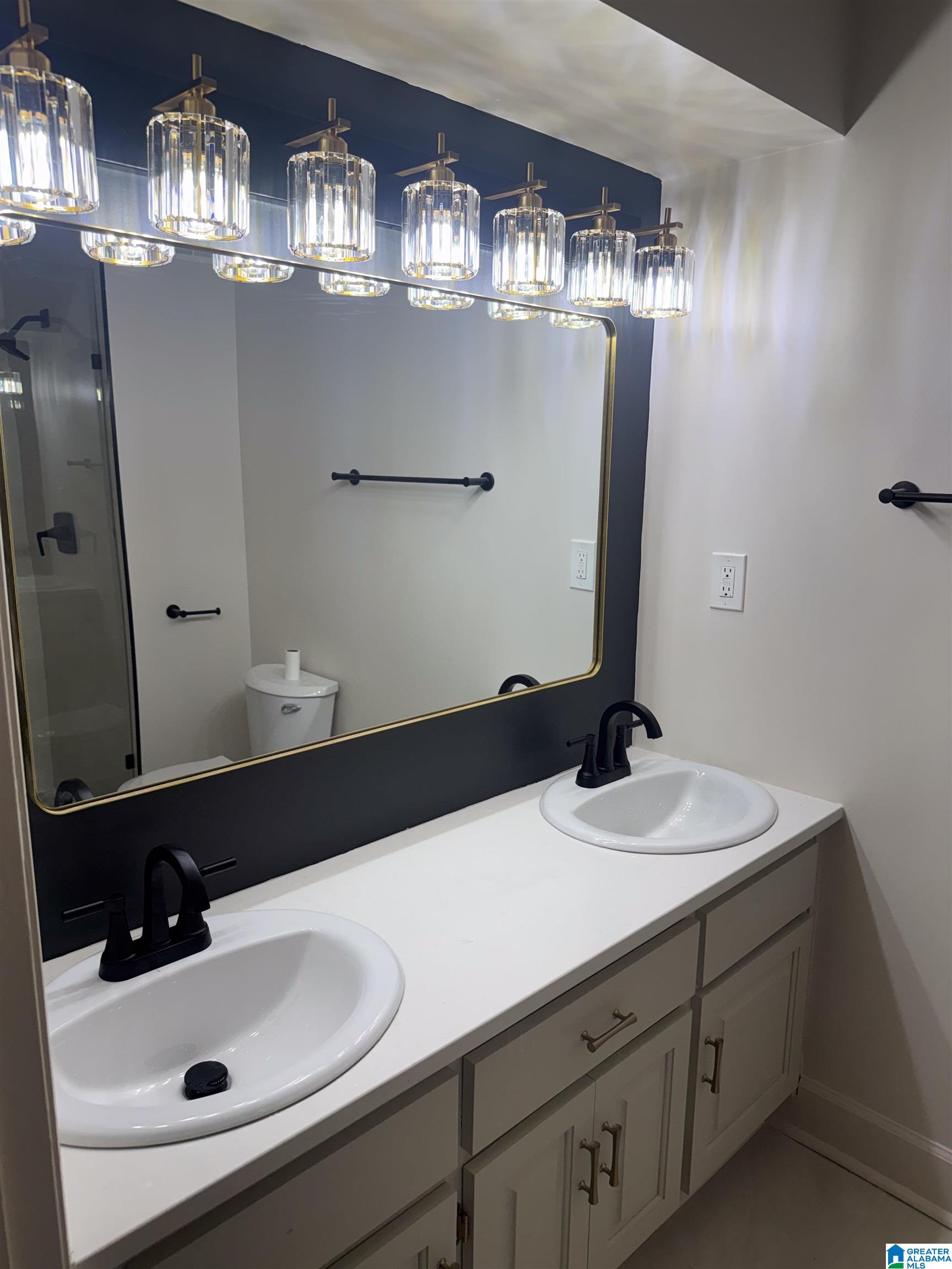 3513 Brookfield Road Hoover, AL 35226 - Photo 12 of 22 Gallery Image 12