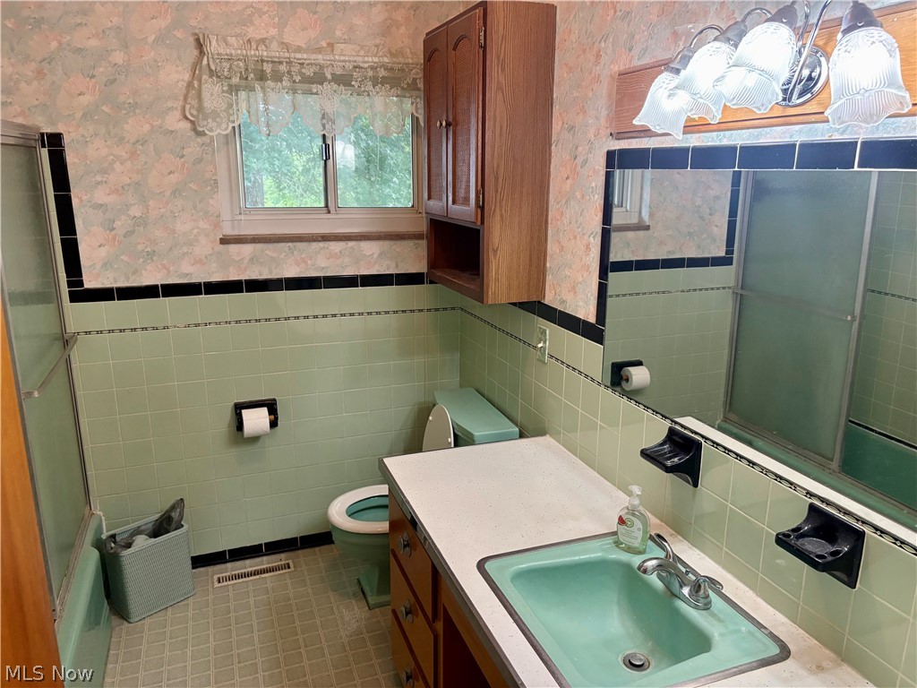 2023 Lake Washington Road Washington, WV 26181 - Photo 13 of 17