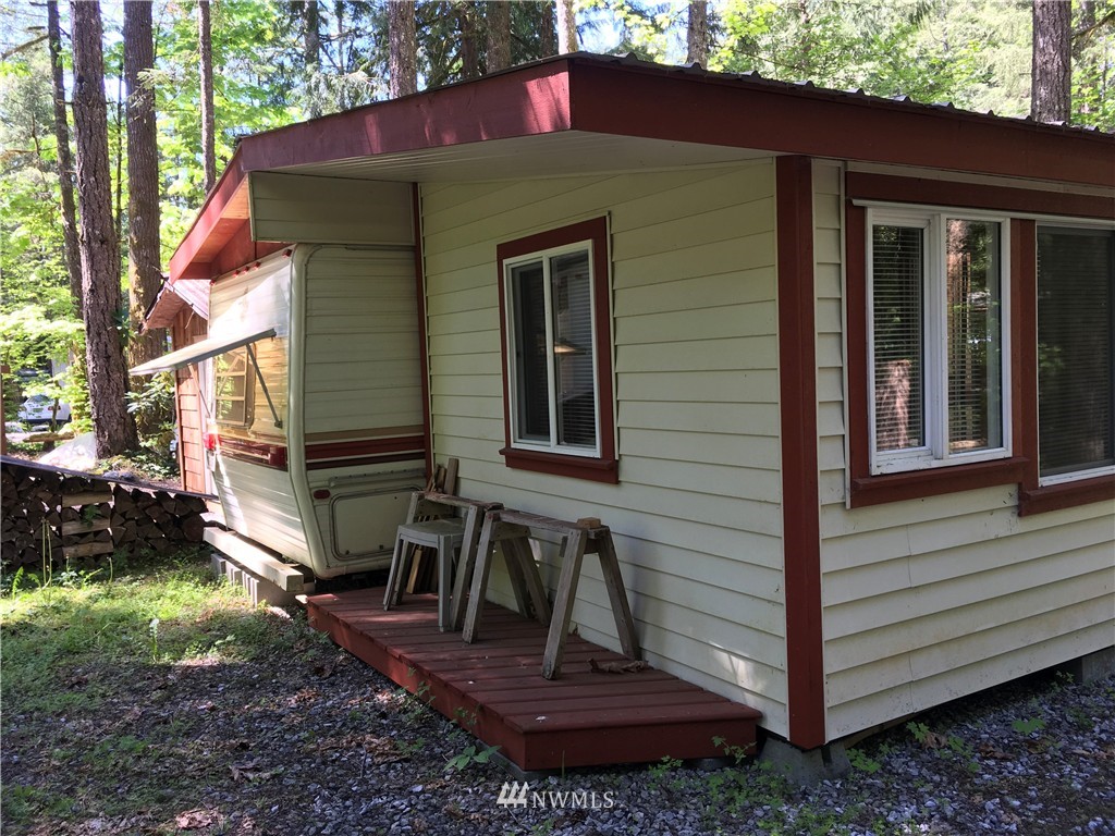 52-1 Gold Nuget Road Deming, WA 98244 - Photo 17 of 18 Gallery Image 17