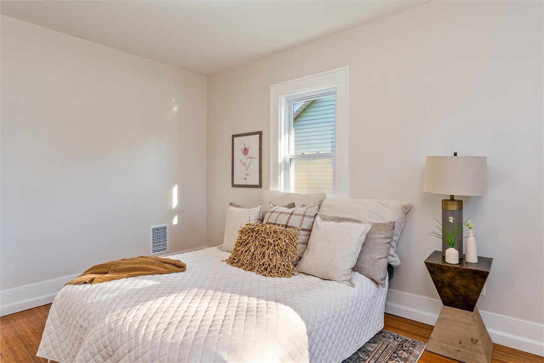 770 Genesee Park Boulevard Rochester, NY 14619 - Photo 23 of 48