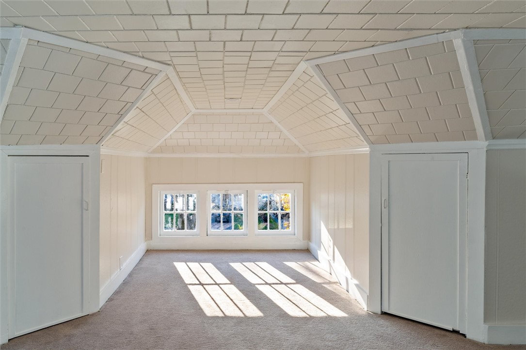 770 Genesee Park Boulevard Rochester, NY 14619 - Photo 31 of 48 Finished Attic