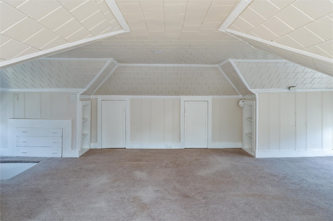 770 Genesee Park Boulevard Rochester, NY 14619 - Photo 33 of 48