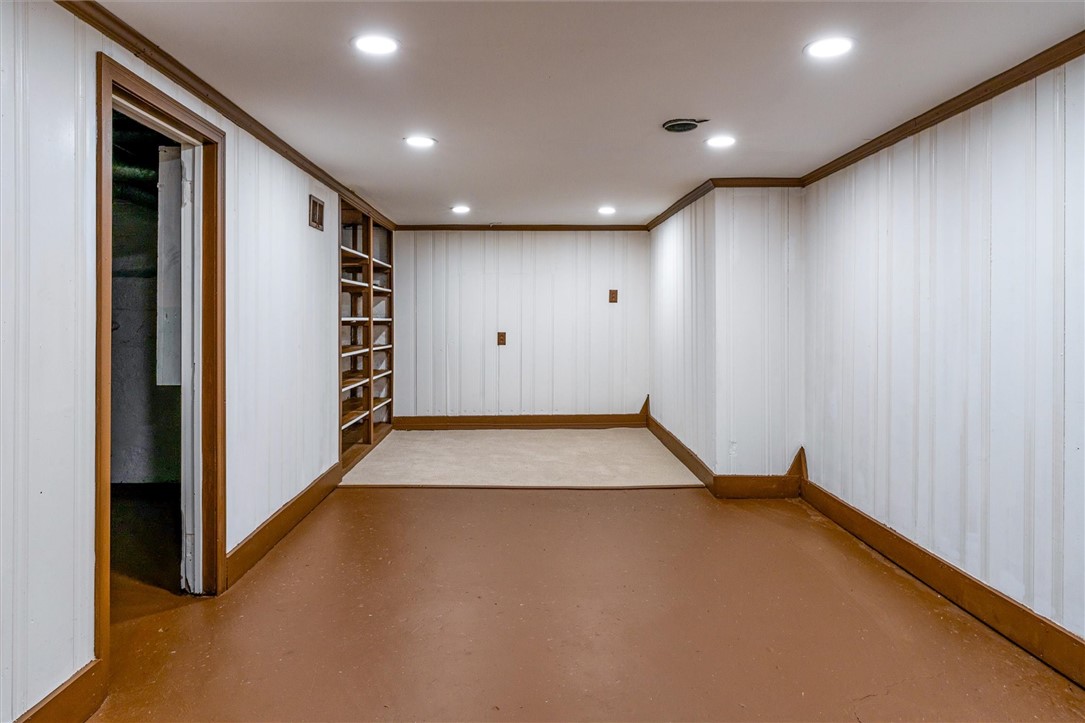 770 Genesee Park Boulevard Rochester, NY 14619 - Photo 36 of 48