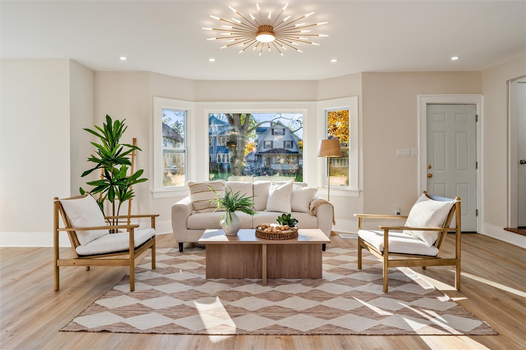 770 Genesee Park Boulevard Rochester, NY 14619 - Photo 6 of 48