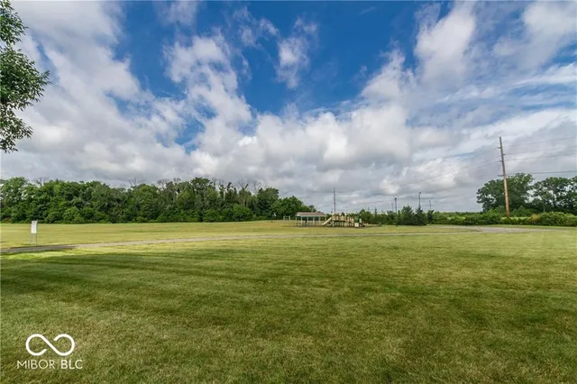 $2,200 | 10345 Lee Stewart Lane, Fishers, IN 46038