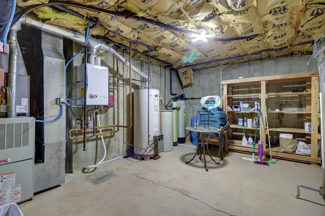 $899,900 | 17619 Grandview Drive, Sterling, IL 61081