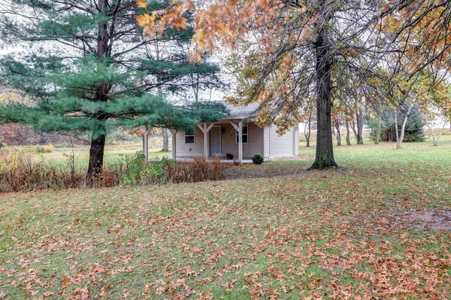 $899,900 | 17619 Grandview Drive, Sterling, IL 61081