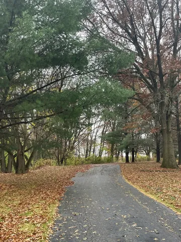 $899,900 | 17619 Grandview Drive, Sterling, IL 61081