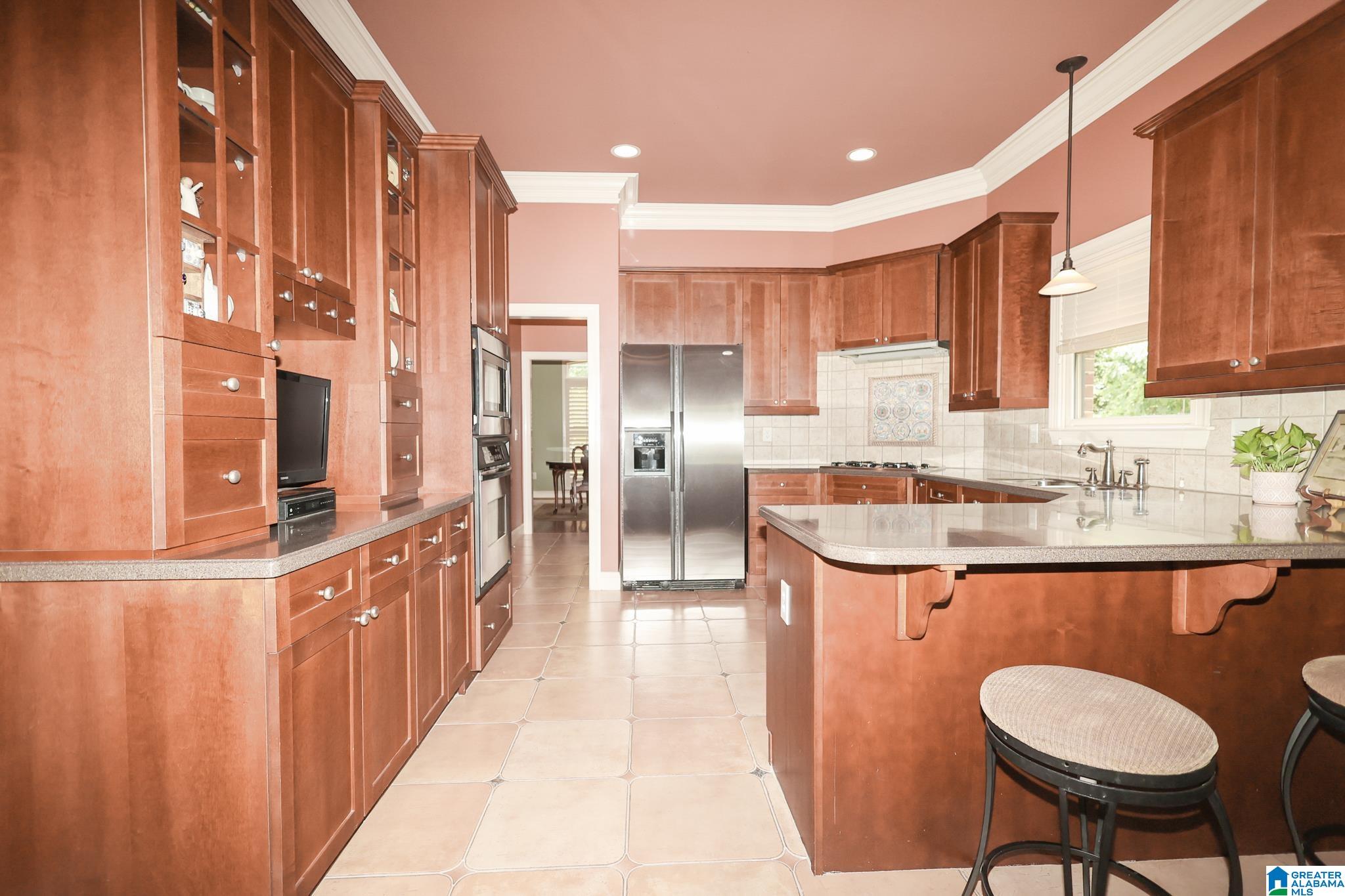 82 Shades Crest Road Birmingham, AL 35226 - Photo 11 of 50