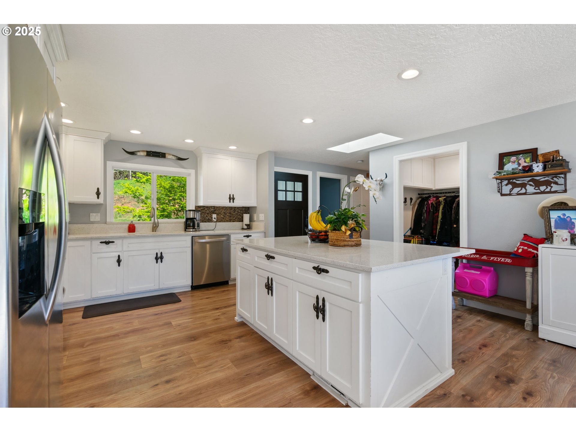 21303 Southwest Hells Canyon Road Sherwood, OR 97140 - Photo 17 of 47