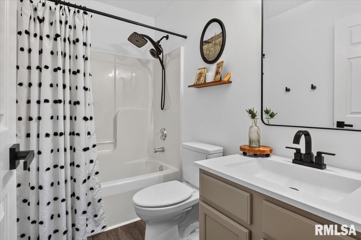 3824 Viking Boulevard Springfield, IL 62712 - Photo 20 of 37