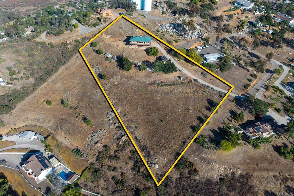 11687 Valle Vista Road Lakeside, CA 92040 - Photo 3 of 74