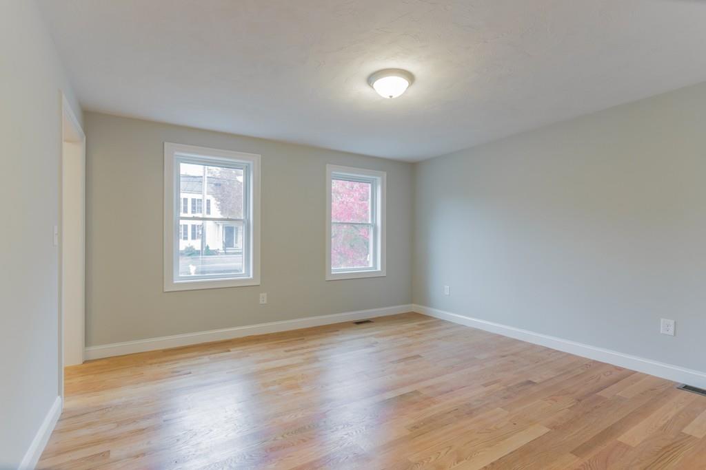40 Concord Road Billerica, MA 01821 - Photo 5 of 35