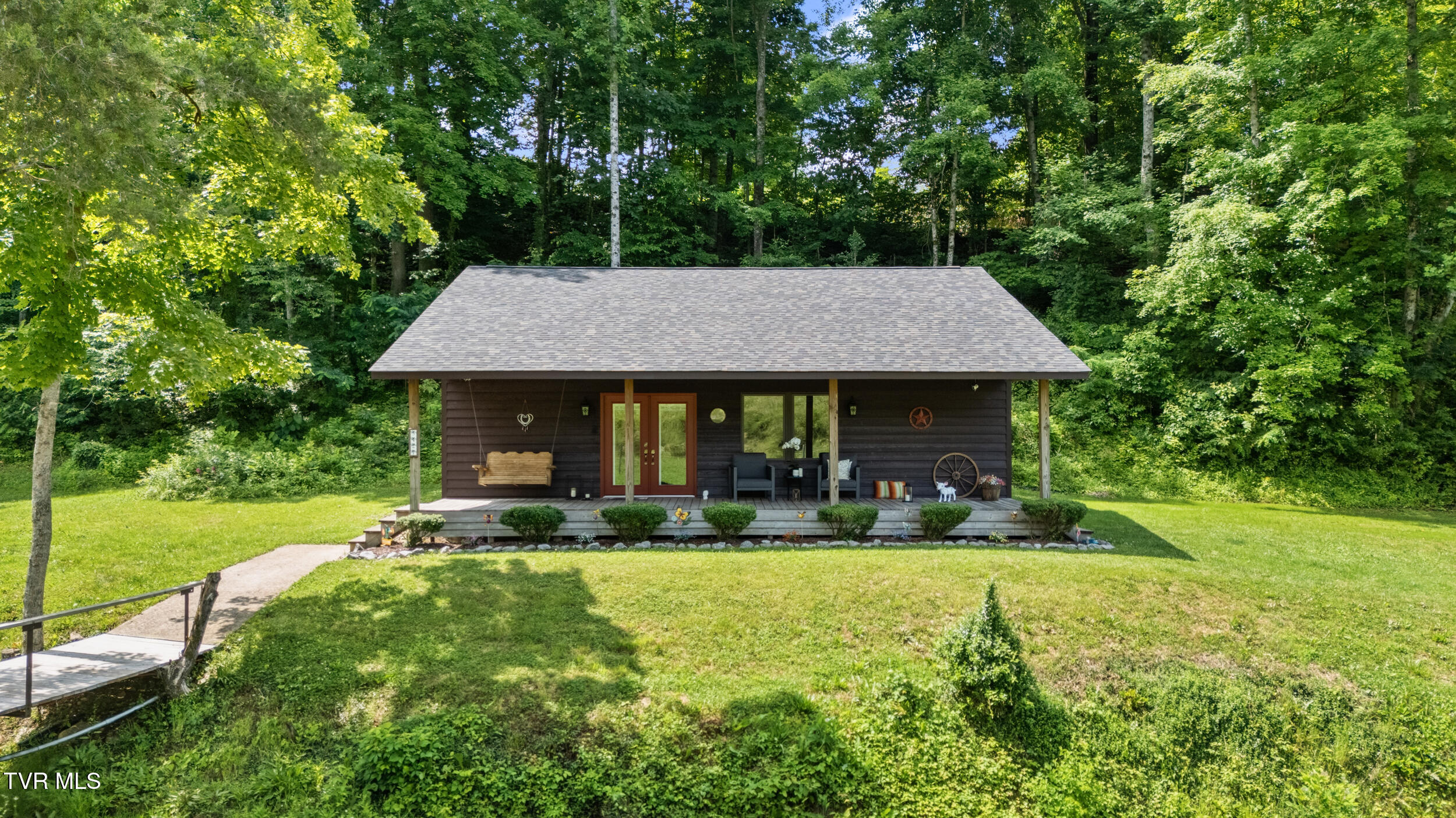 3427 Bill Douglas Road Newport, TN 37821 - Photo 1 of 50 Front