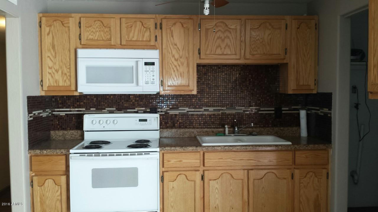 5601 West Berkeley Road Phoenix, AZ 85035 - Photo 12 of 16 berkeley kitchen back splash
