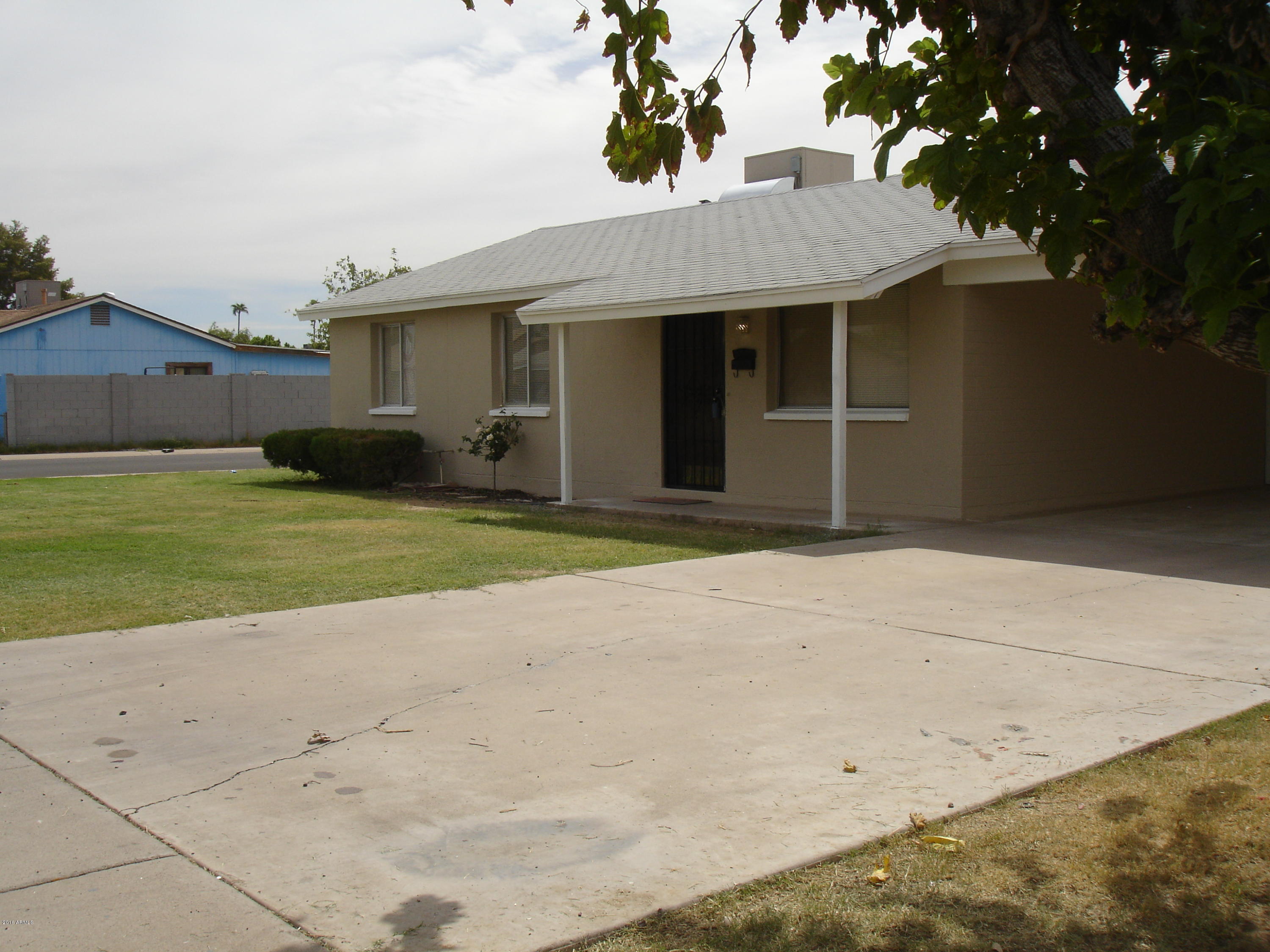 5601 West Berkeley Road Phoenix, AZ 85035 - Photo 8 of 16 DSC07290