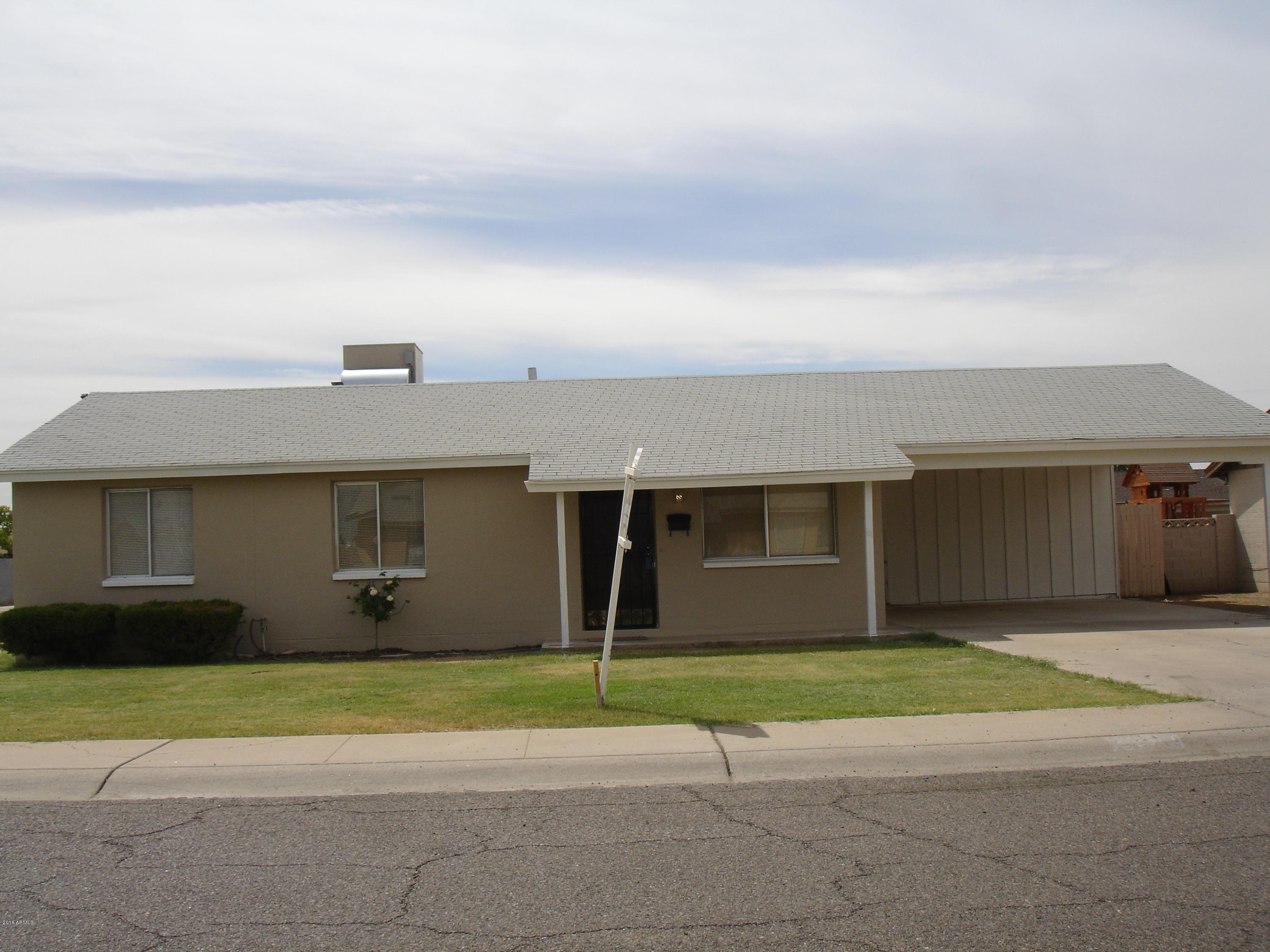 5601 West Berkeley Road Phoenix, AZ 85035 - Photo 9 of 16 DSC07289