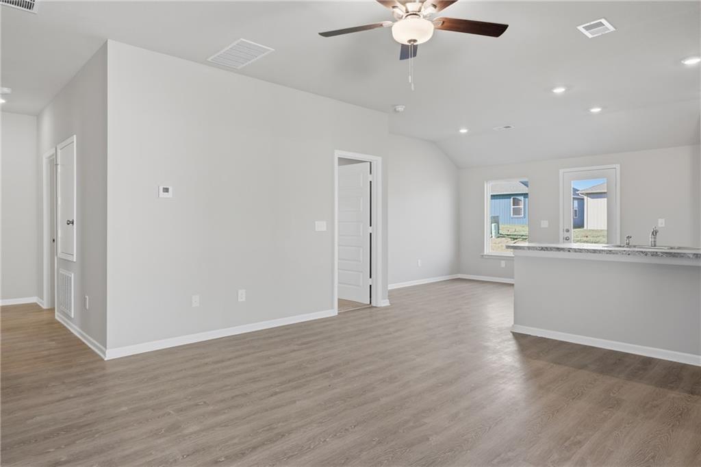 20216 West 194th Terrace Spring Hill, KS 66083 - Photo 5 of 21