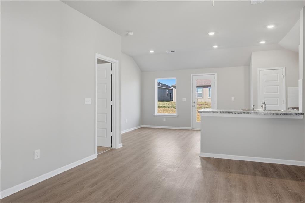 20216 West 194th Terrace Spring Hill, KS 66083 - Photo 6 of 21