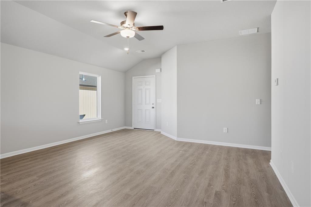 20216 West 194th Terrace Spring Hill, KS 66083 - Photo 7 of 21