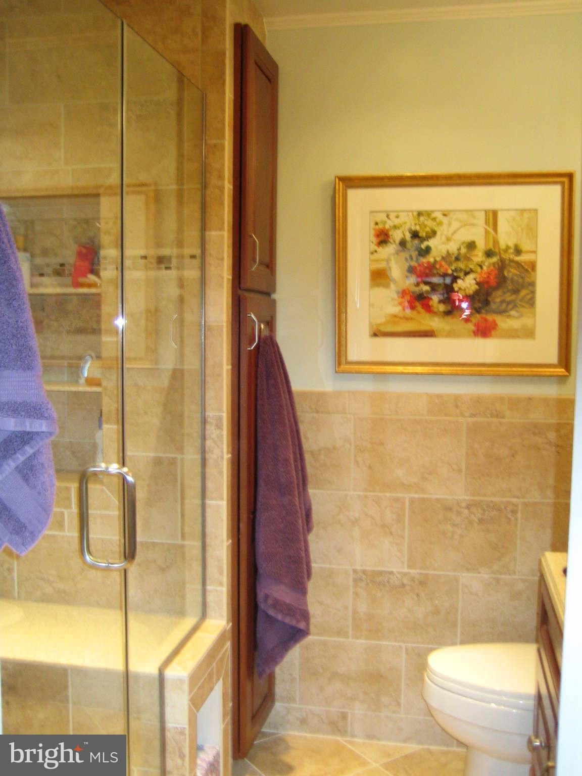 2400 Ravenview Road Lutherville-Timonium, MD 21093 - Photo 12 of 16 Bath (Master)