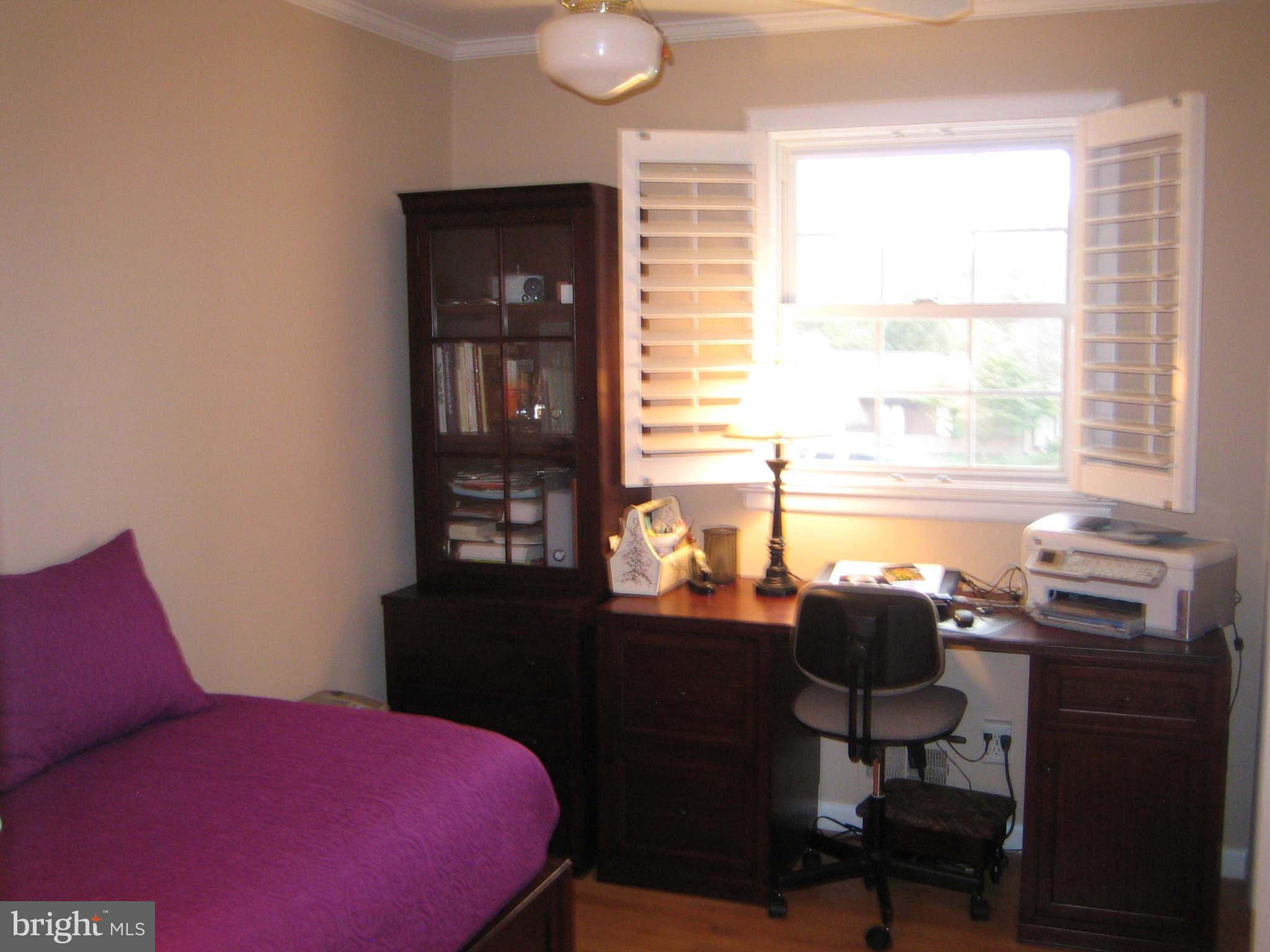 2400 Ravenview Road Lutherville-Timonium, MD 21093 - Photo 15 of 16 Bedroom