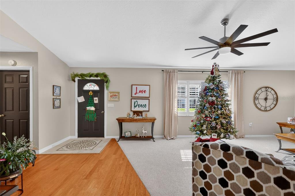 9811 Southeast 138th Loop Summerfield, FL 34491 - Photo 10 of 32