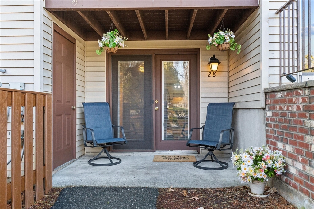 189 Littleton Road, Unit 28 Chelmsford, MA 01824 - Photo 3 of 30 Gallery Image 3