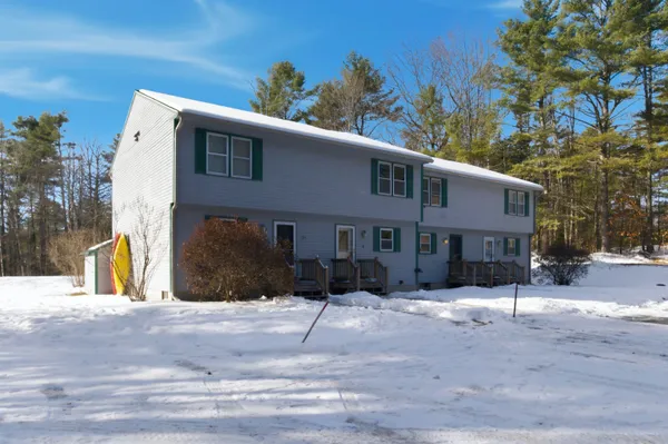 $340,000 | 10 Chester Lane, Unit 4, Enfield, NH 03748