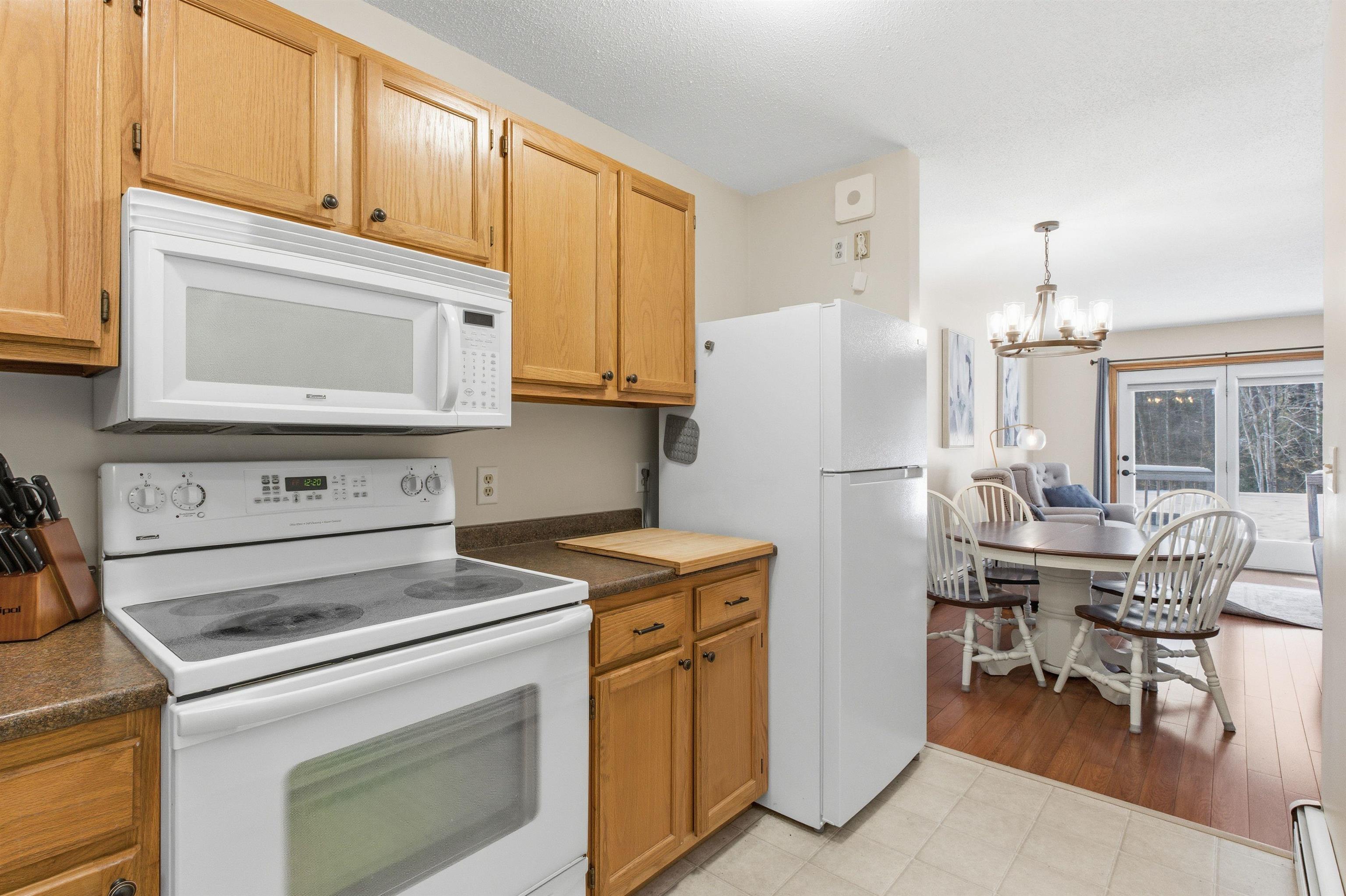 10 Chester Lane, Unit 4 Enfield, NH 03748 - Photo 15 of 46