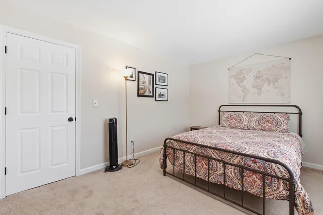 $365,000 | 10 Chester Lane, Unit 4, Enfield, NH 03748